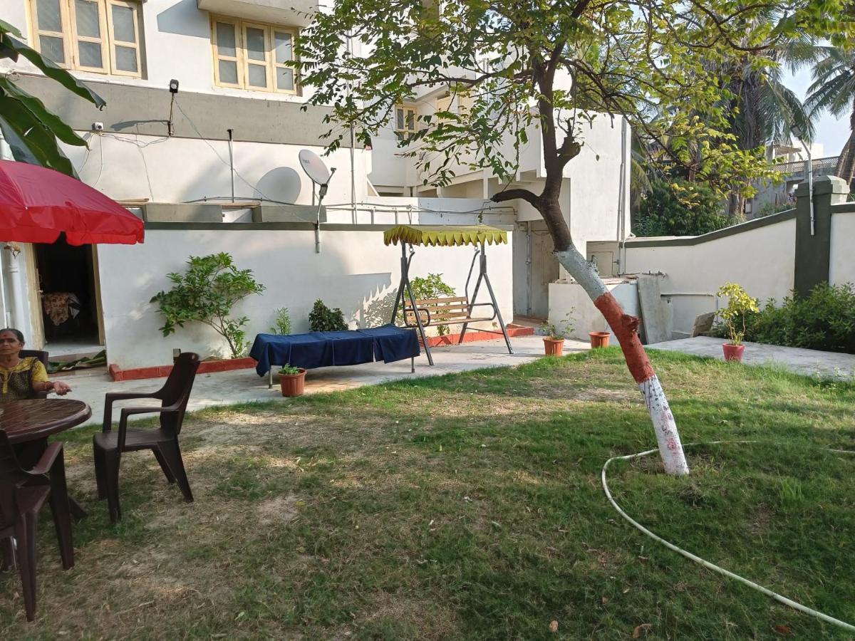 Chitrakut Bungalows Dwārka エクステリア 写真