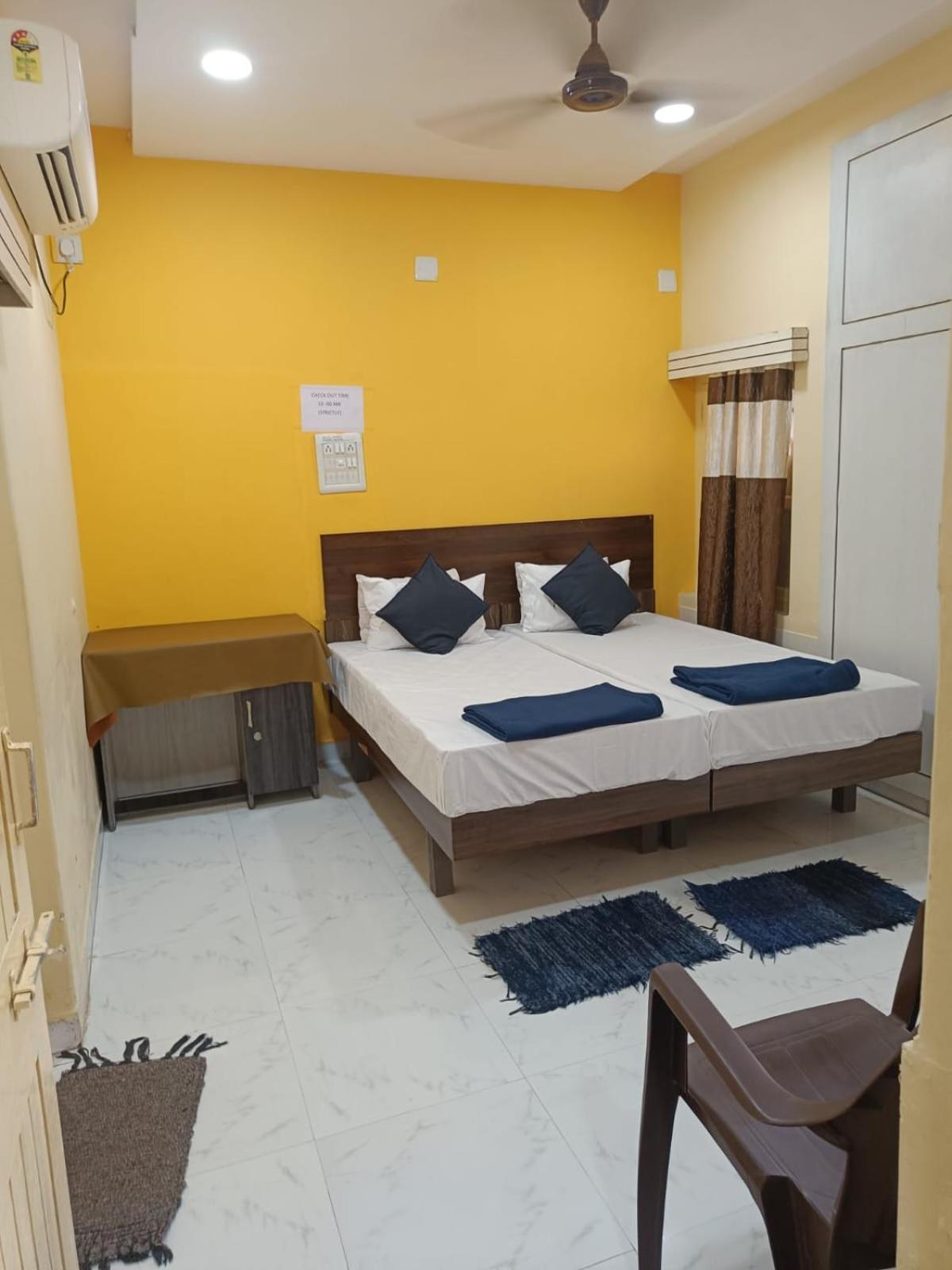 Chitrakut Bungalows Dwārka エクステリア 写真