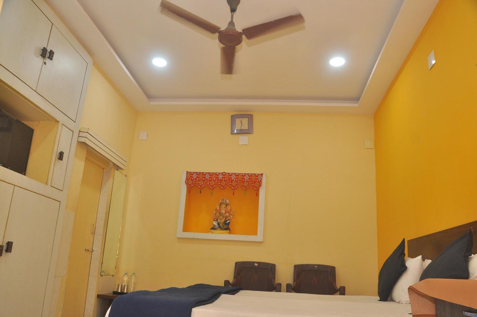 Chitrakut Bungalows Dwārka エクステリア 写真
