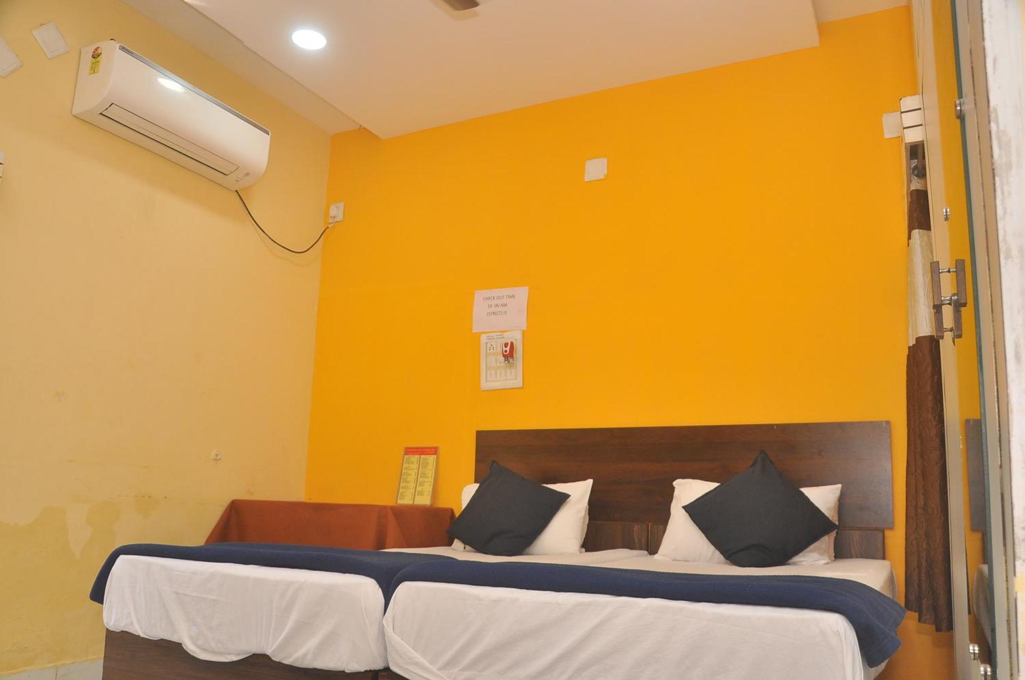 Chitrakut Bungalows Dwārka エクステリア 写真