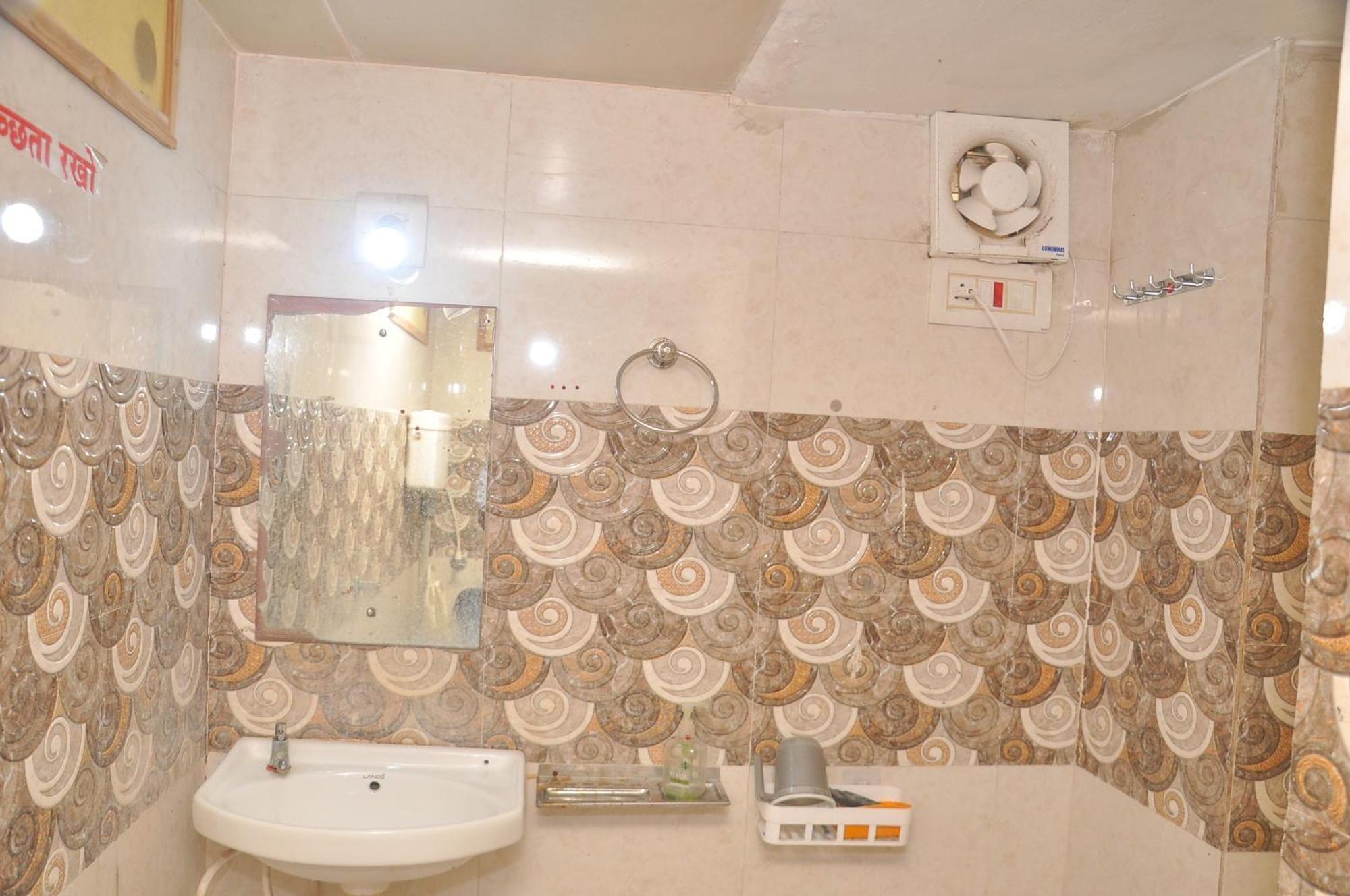 Chitrakut Bungalows Dwārka エクステリア 写真