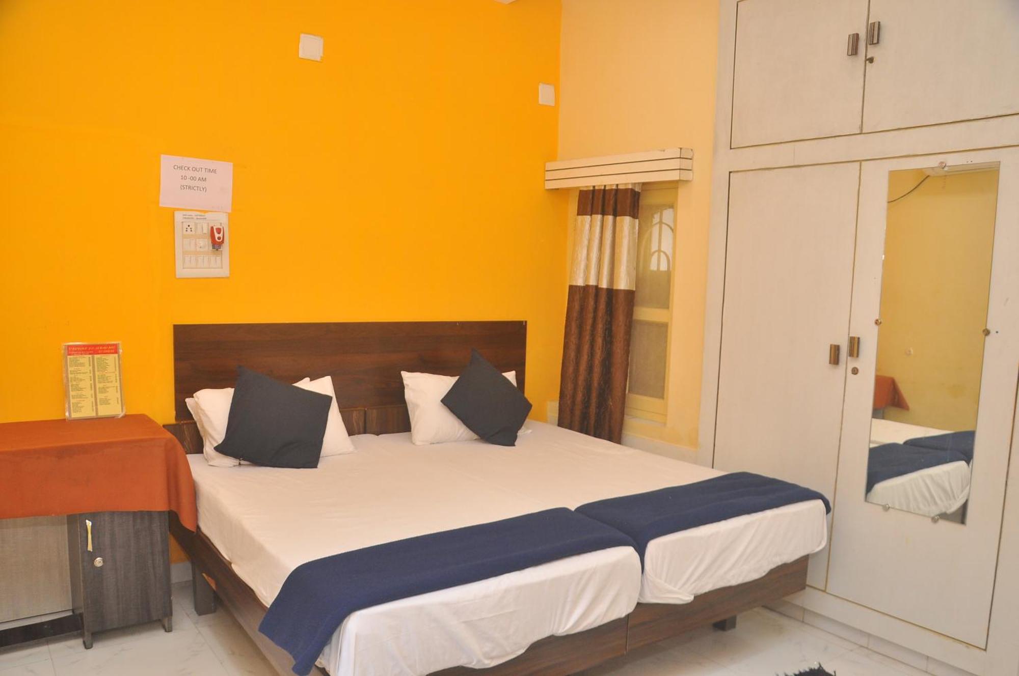 Chitrakut Bungalows Dwārka エクステリア 写真